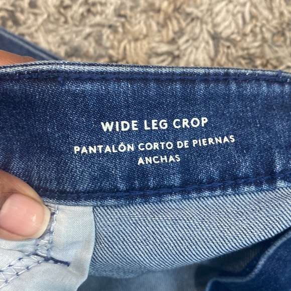 Universal thread, wide leg, crop soft denim medium wash, jeans, size 22 w/ belt - Picture 10 of 11